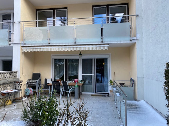 Edelstahl Geländer mit Glasfüllung