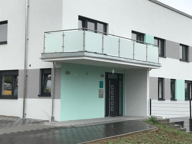 Edelstahl Geländer mit Glasfüllung