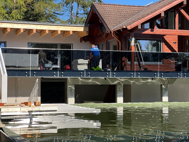 Glas Geländer in Punkthalterung
