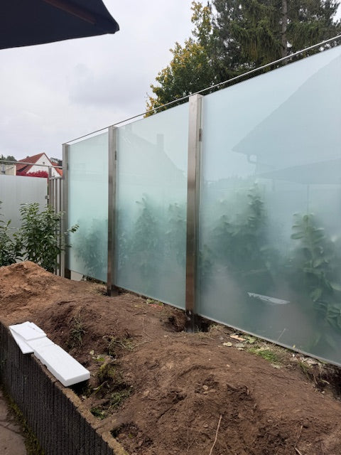 Edelstahl Geländer mit Glasfüllung